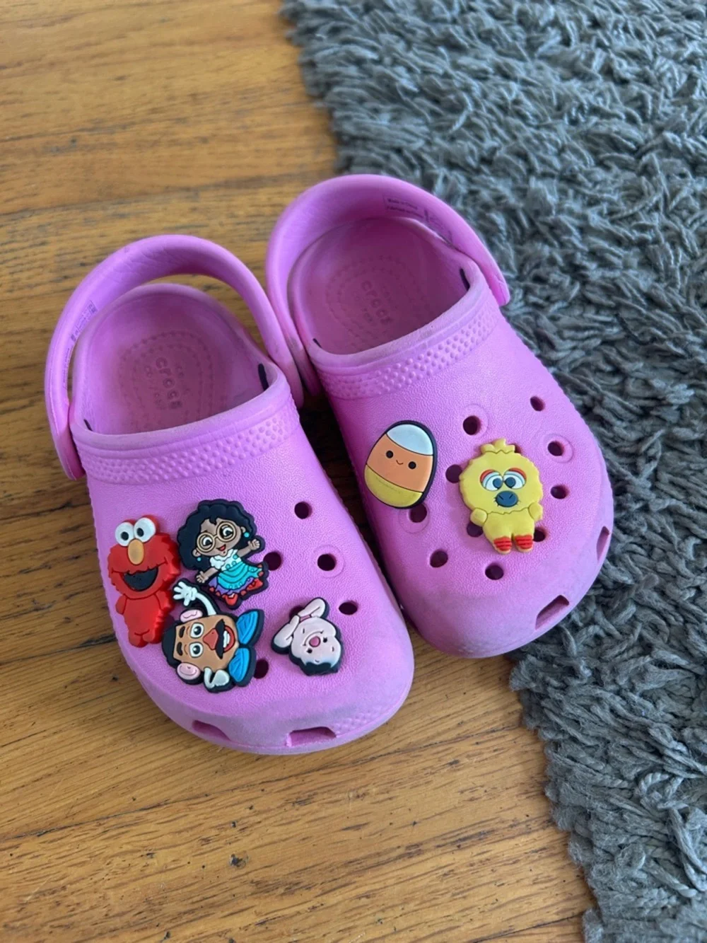 CROCS preowned size